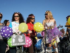 Şiddet Gören Kadınlar İçin Pedal Çevirdiler