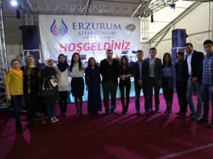 Erzurum Kitap Günleri’nde ‘Uluslararası Şiir Şöleni’
