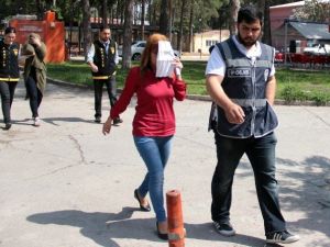 Polisten Müşteri Kılığında Fuhuş Baskını