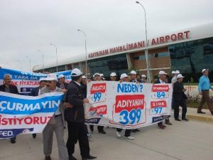Adıyaman Havalimanında Eylem