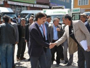 AK Parti Ardahan Milletvekili Adayları Göle’de Partililerle Buluştu