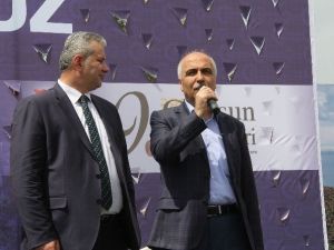 Vali Karahan: “İstanbul Güzel Ama Giresun’u Unutmayın”