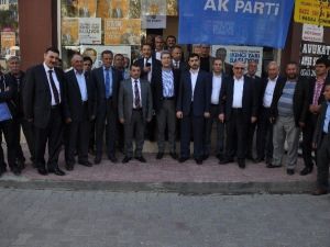 Milletvekili Adayı Yaşar İlçeleri Geziyor