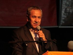 Arınç Salihli’de Partililerle Buluştu