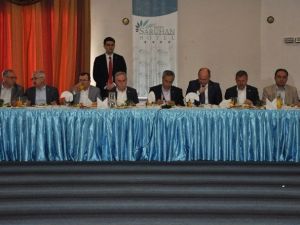 Arınç Partisinin İl Toplantısına Katıldı