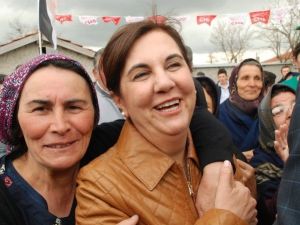 Prof. Dr. Gaye Usluer, Yahni Kapanlılarla Kahvaltıda Buluştu