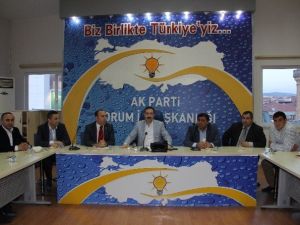 AK Gençler Sahaya İniyor