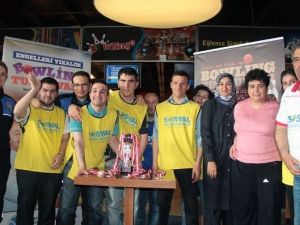 Engelli Bowling Turnuvasının Finali Gerçekleşti