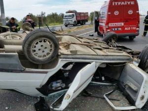 Tekerleği Kopan Otomobil Taklalar Attı: 1 Yaralı