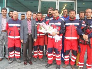 Nepal’de Görevini Tamamlayan UMKE Yurda Döndü