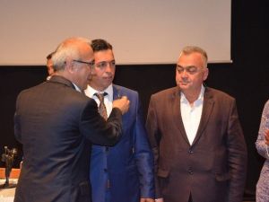 CHP Ve MHP’li 3 Meclis Üyesi AK Parti’ye Katıldı