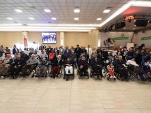 Engelli Vatandaşlara Akülü Araba Dağıtıldı