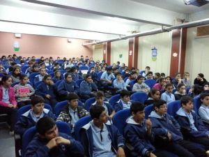 Gelişim Çağında Düzenli Beslenme Çok Önemli