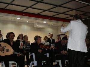 Akçakoca’deki Tarihi Yukarı Mahalle Sakinleri Sanat Müziğine Doydu