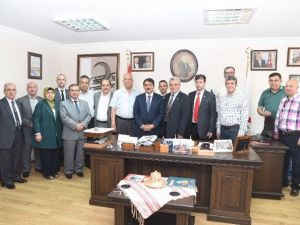 Şehzadeler Meclisi’nden Nepal’e Yardım