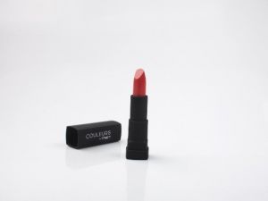 Anneler Gününde Ruj Hediyeli Kampanya