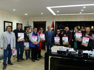 Çinli Heyet Başkan Günaydın’ı Ziyaret Etti