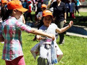 Sokak Oyunları Coşkusu Bursa’yı Sardı