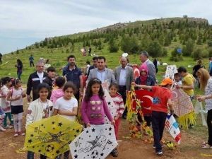 Ergani’de Uçurtma Şenliği