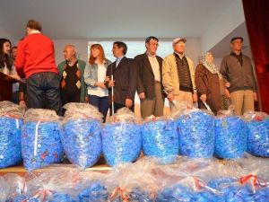 ESOGÜ’den Görme Engellilere 100 Adet Baston