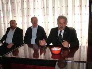 MHP’li Çavuşoğlu’ndan Van-ahlat Derneği’ne Ziyaret