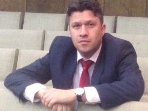 Yozgat Tiyatro Sürmeliden Halka Ücretsiz Tiyatro Gösterisi