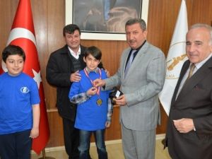 Vali Şerif Yılmaz: Vergi Geleceğimizdir