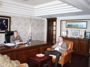 Beklenmeyen Ziyarete Sıcak Karşılama