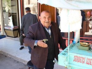 Kilis’te Havalar Isınınca "Meyan Kola"ya Rağbet Arttı