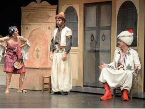 ’Devlet Tiyatroları Diyarbakır Orhan Asena Yerli Oyunlar Tiyatro Festivali’