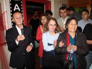 Genç Ressamların Eserlerinden Oluşan Sergi Açıldı