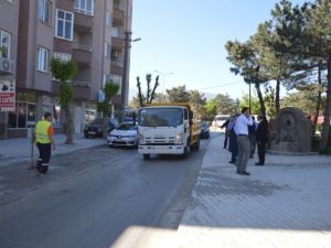 Orhangazi Caddeleri Temizleniyor