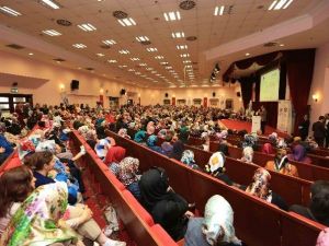 AK Partili İffet Polat: “Cinsiyet Değil Roller Üzerinden Konuşalım”