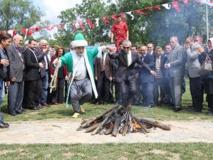 Yüzlerce Yıllık Gelenek Kağıthane’de Devam Ediyor