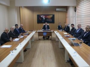 Vali Ali Fidan Milli Eğitim Müdürlüğünden Brifing Aldı