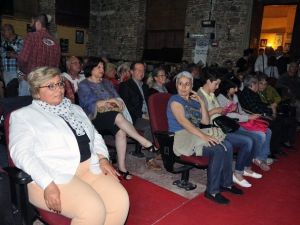 Ayvalık Belediyesi’nin Katkılarıyla 6. Ayvalık Tiyatro Festivali Devam Ediyor