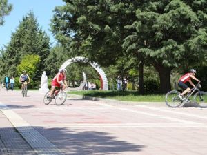 Üniversitelerarası Dağ Bisiklet Yarışı Malatya’da Yapıldı