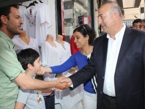 Bakan Çavuşoğlu, Kemer Esnafıyla Bir Araya Geldi