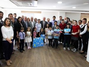 Tredaş’ın Resim Yarışmasında, Dereceye Girenlere Ödülleri Verildi