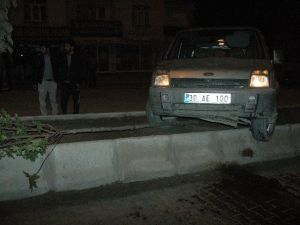 Hakkari’de Trafik Kazası; 1 Yaralı