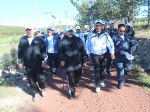 Beyşehir’de “Sağlıklı Yaşam Ve Huzurlu Toplum” Doğa Yürüyüşü