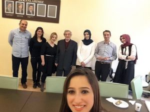 ’Selfie’ Tez Konusu Oldu