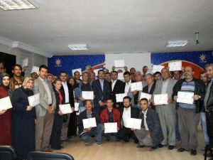 AK Parti’de Sandık Görevlilerin Eğitimine Başlandı