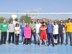 Bursagaz Voleybol Turnuvası Başladı