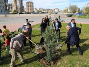 “Bahar Şarkıları Ve Şiir Dinletisi”