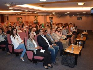 AK Kadınlara Ders Zili Çaldı