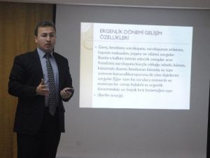 Velilere Ergenlerde Dini Tutum Ve Davranışlar Konulu Konferans