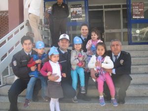 Niksar’da Minik Öğrencilere Trafik Eğitimi