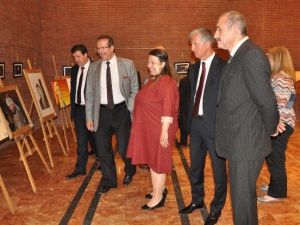 Öğretmen Ve Öğrencilerden Muhteşem Yunus Emre Tiyatrosu