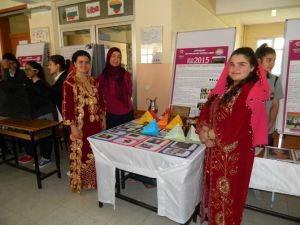 TÜBİTAK 4006 Bilim Fuarı Sergisi İlgi Gördü